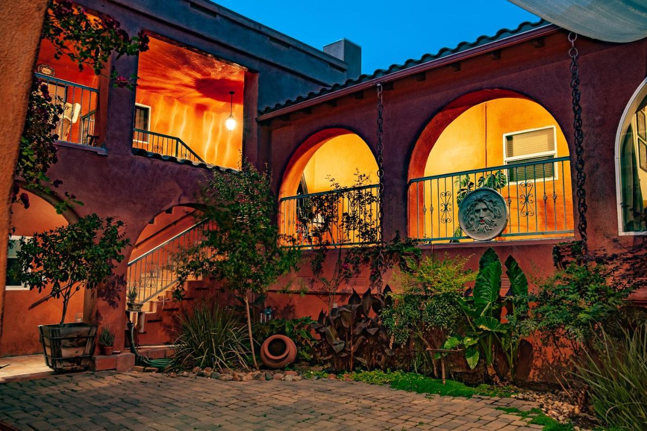 Posada Mariana Bed And Breakfast Catheys Valley Exterior photo